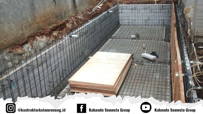 persiapan pengecoran kolam