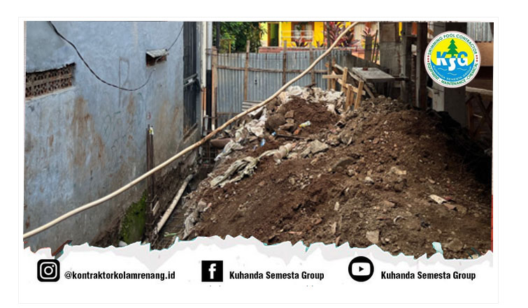 kolam renang di Kemang dalam pembangunan