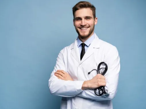 Dokter umumnya punya kolam renang